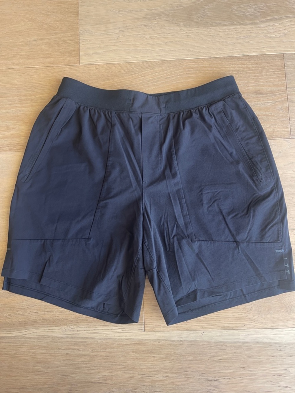 lululemon athletica Black Men's Athletic Shorts (L)